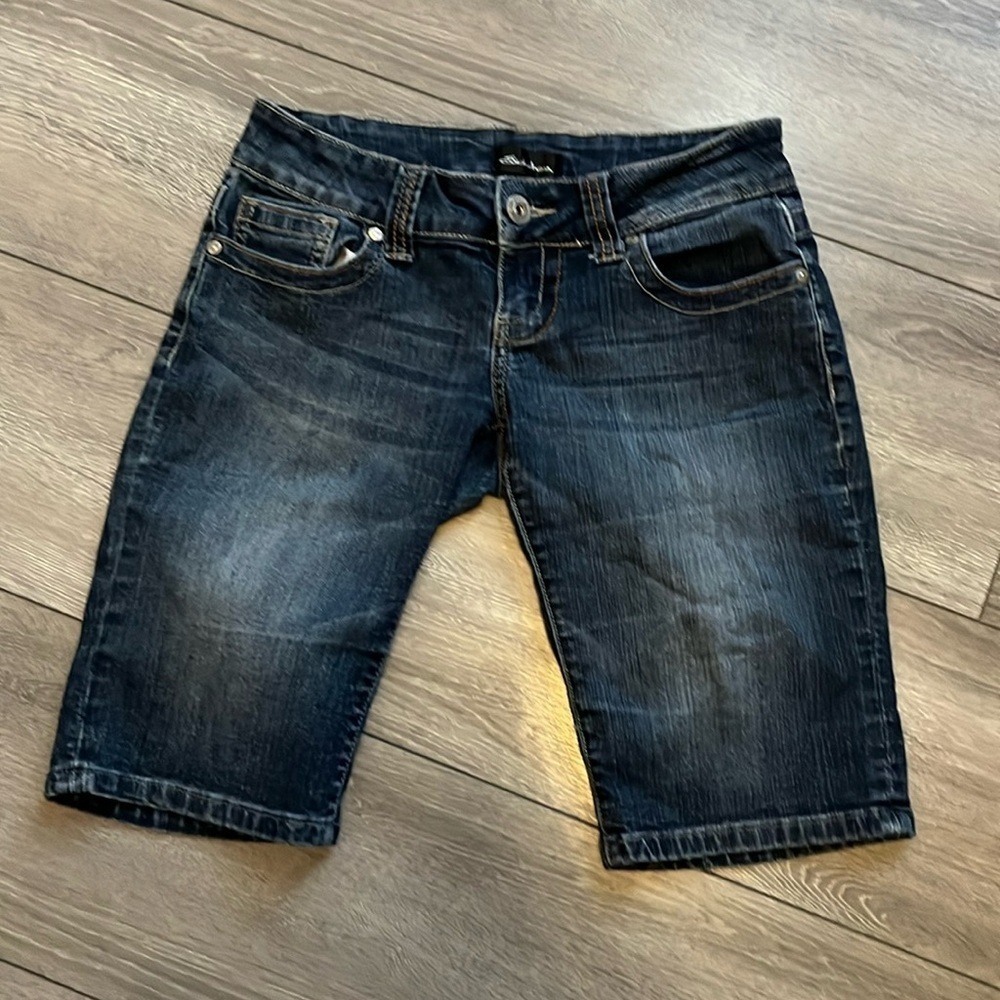 Seduction Jean Bermuda shorts